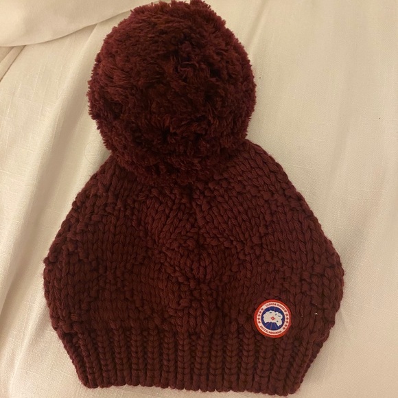Canada Goose Accessories - Canada Goose Oversized Pom Hat